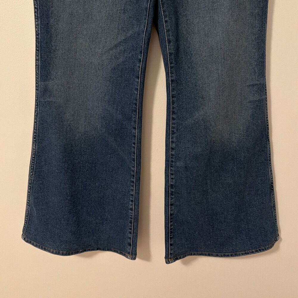 Wrangler Wanderer High Rise Flare Jeans Medium Blue 622 - Womens 28 X 32 - Picture 4 of 15